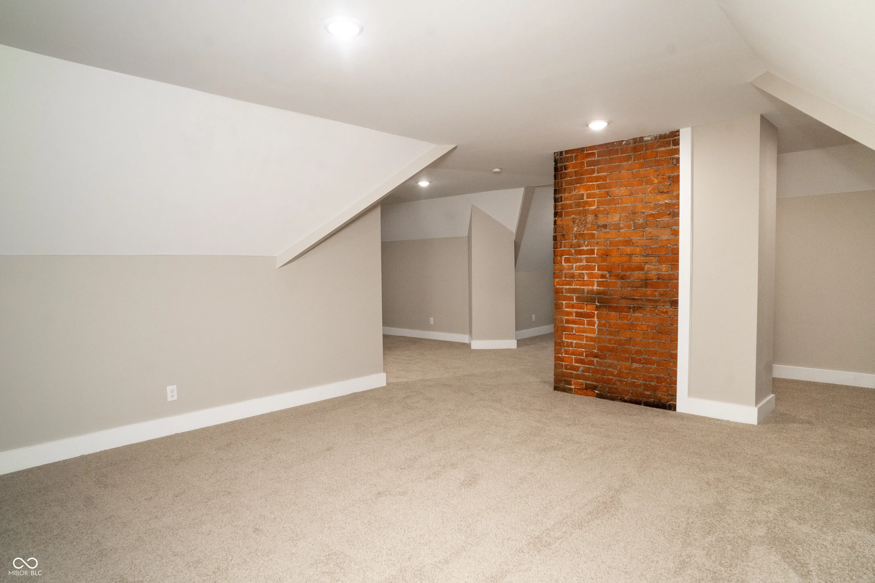 Martinsville, Indiana 46151, United States, 4 Bedrooms Bedrooms, ,3 BathroomsBathrooms,Residential,Active,236501