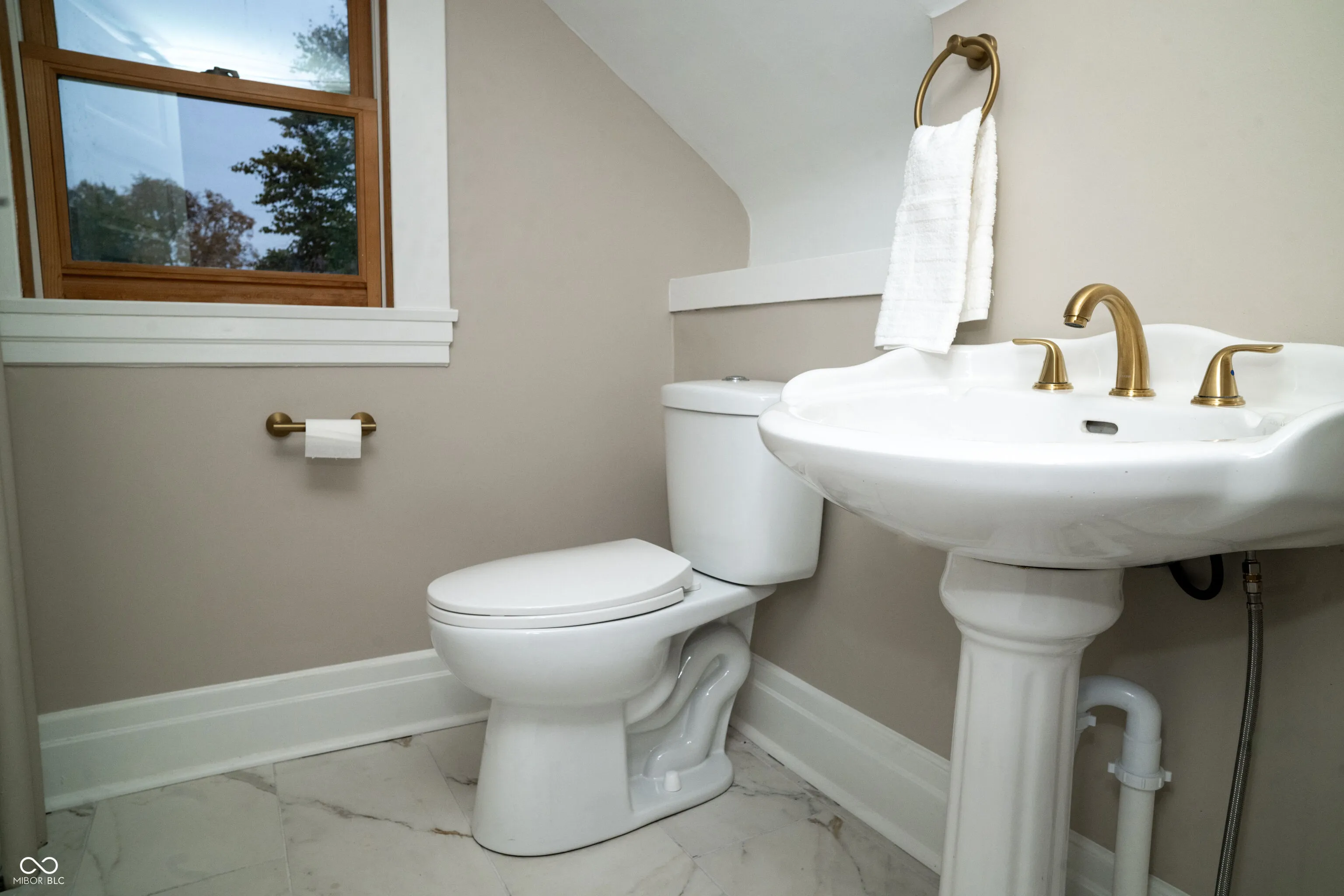 Martinsville, Indiana 46151, United States, 4 Bedrooms Bedrooms, ,3 BathroomsBathrooms,Residential,Active,236501