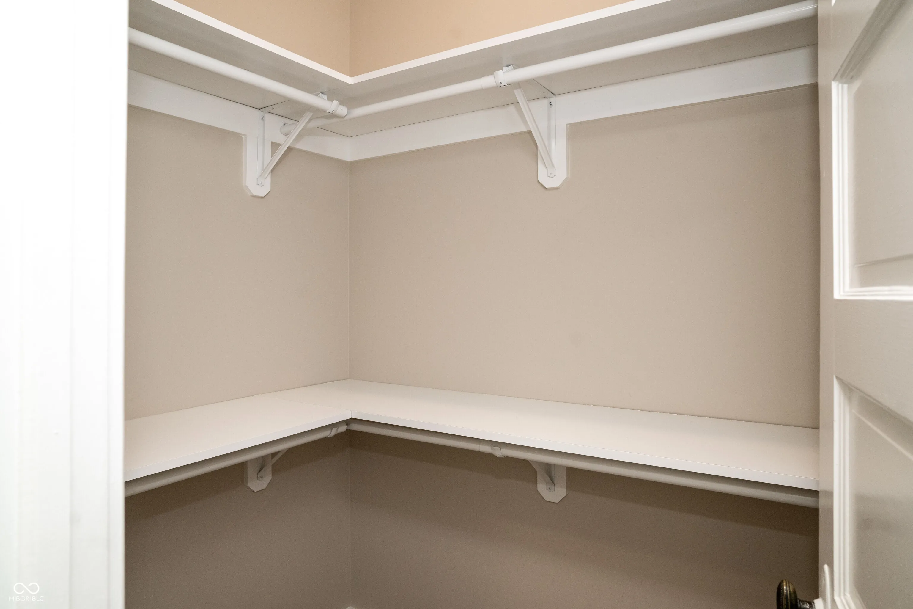 Martinsville, Indiana 46151, United States, 4 Bedrooms Bedrooms, ,3 BathroomsBathrooms,Residential,Active,236501