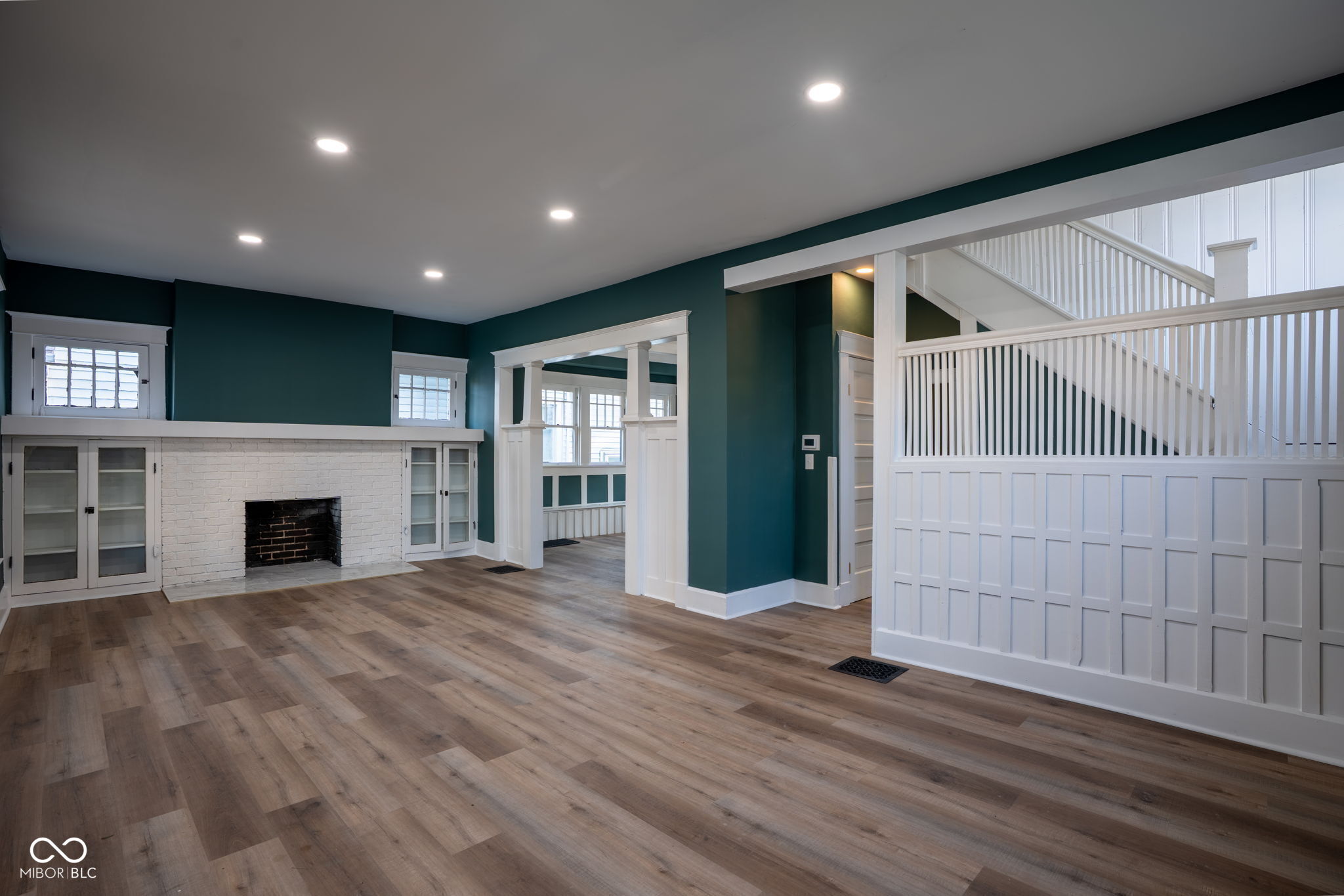 24 Hendricks Place