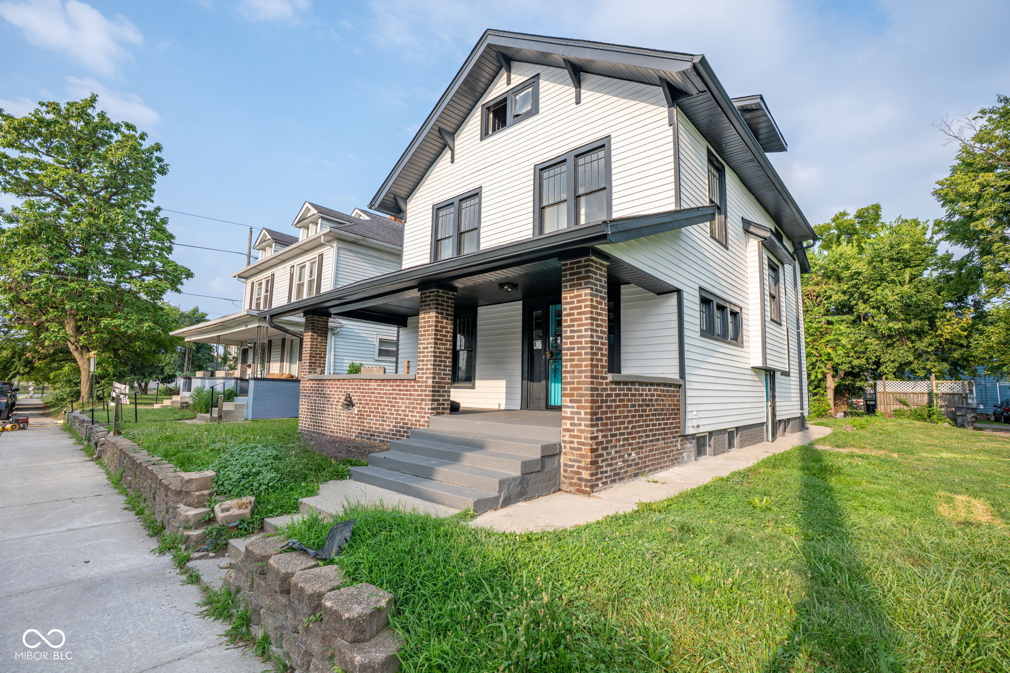 24 Hendricks Place