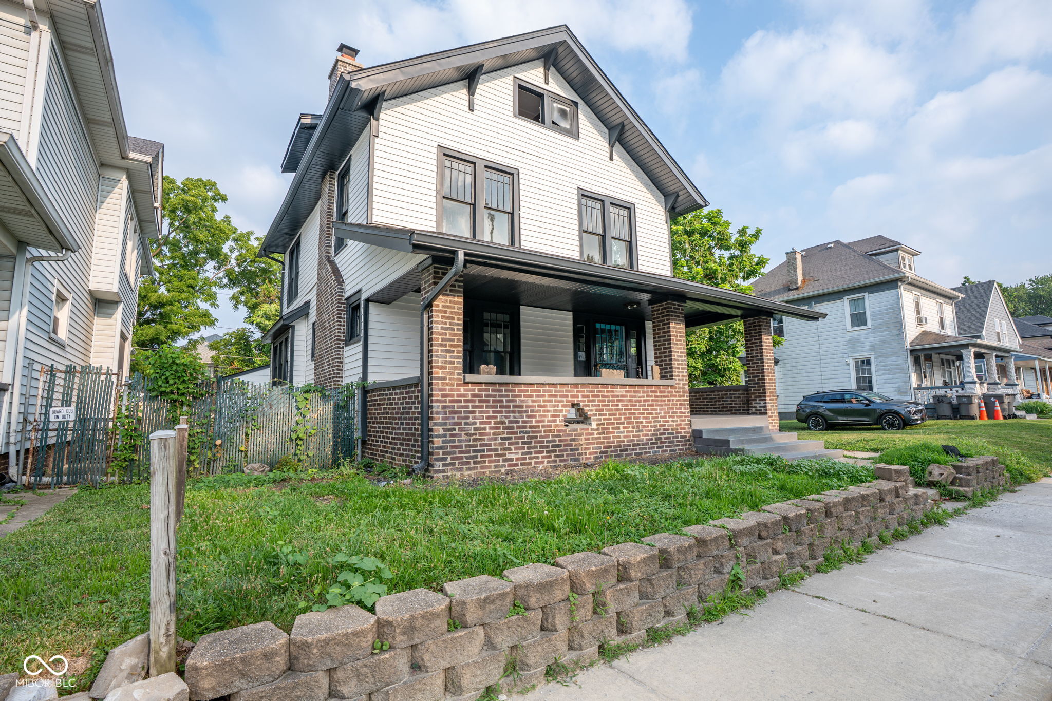 24 Hendricks Place