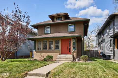Photo of 2828 N Delaware Street, Indianapolis, IN 46205 (MLS # 22094871)