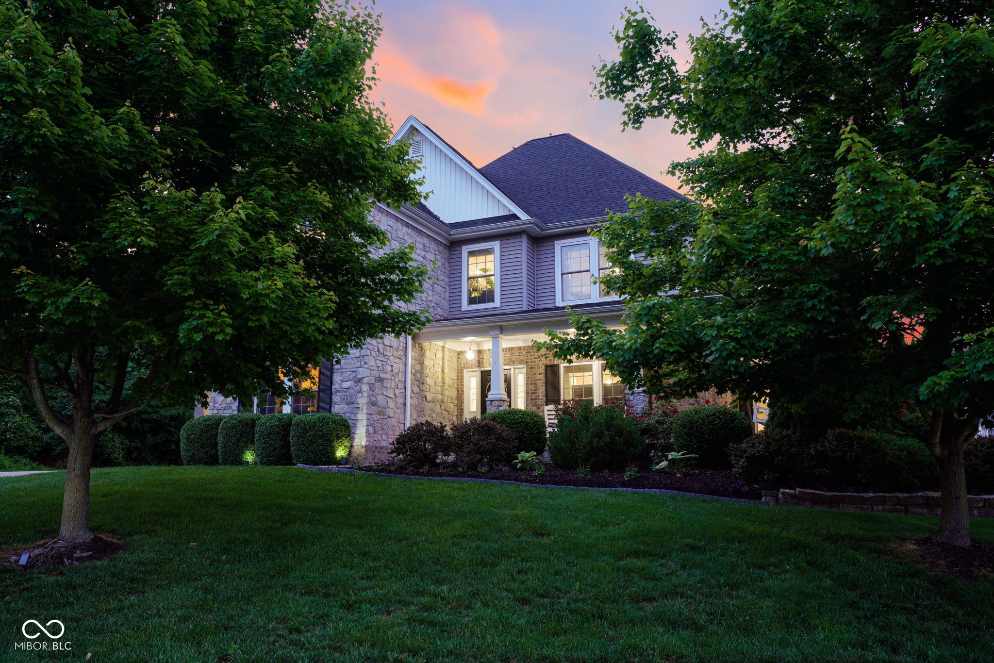 2898 Violet Court W