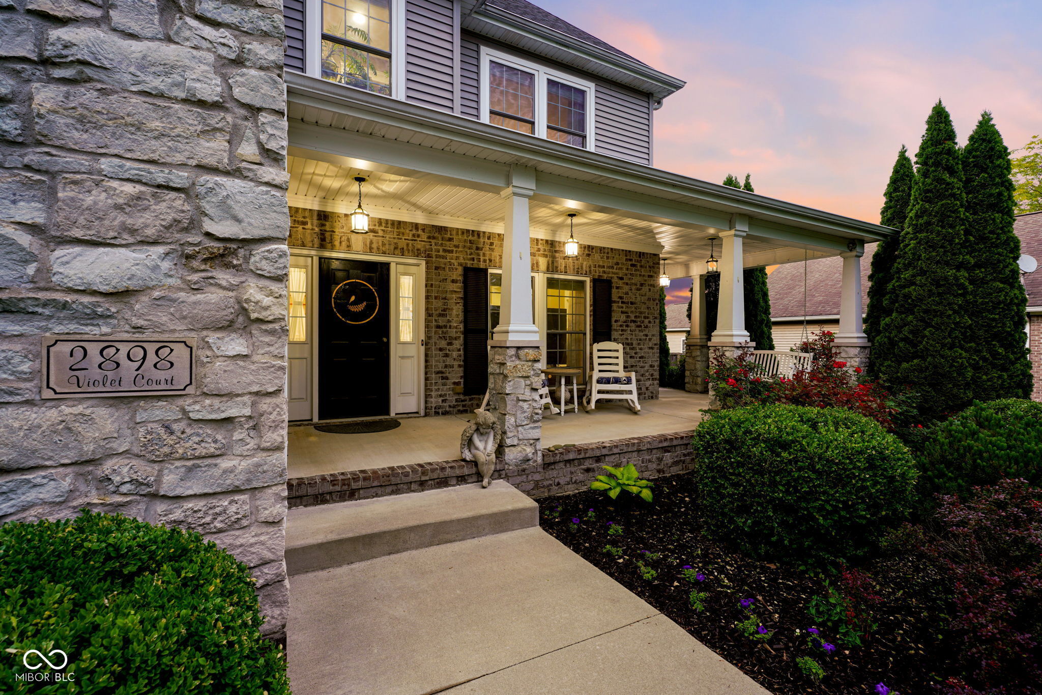2898 Violet Court W