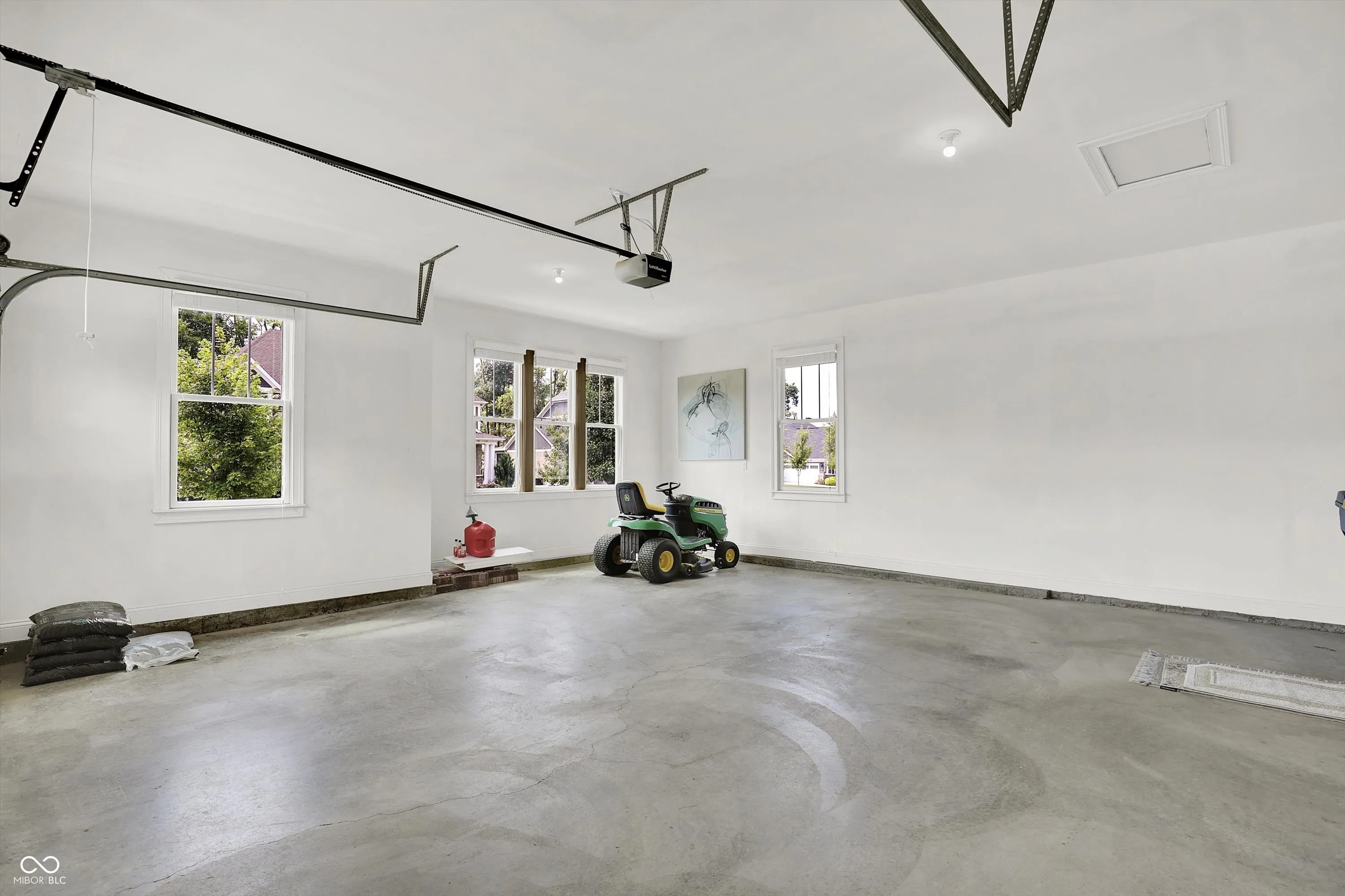 Fishers, Indiana 46037, United States, 3 Bedrooms Bedrooms, ,3 BathroomsBathrooms,Residential,Pending,196940