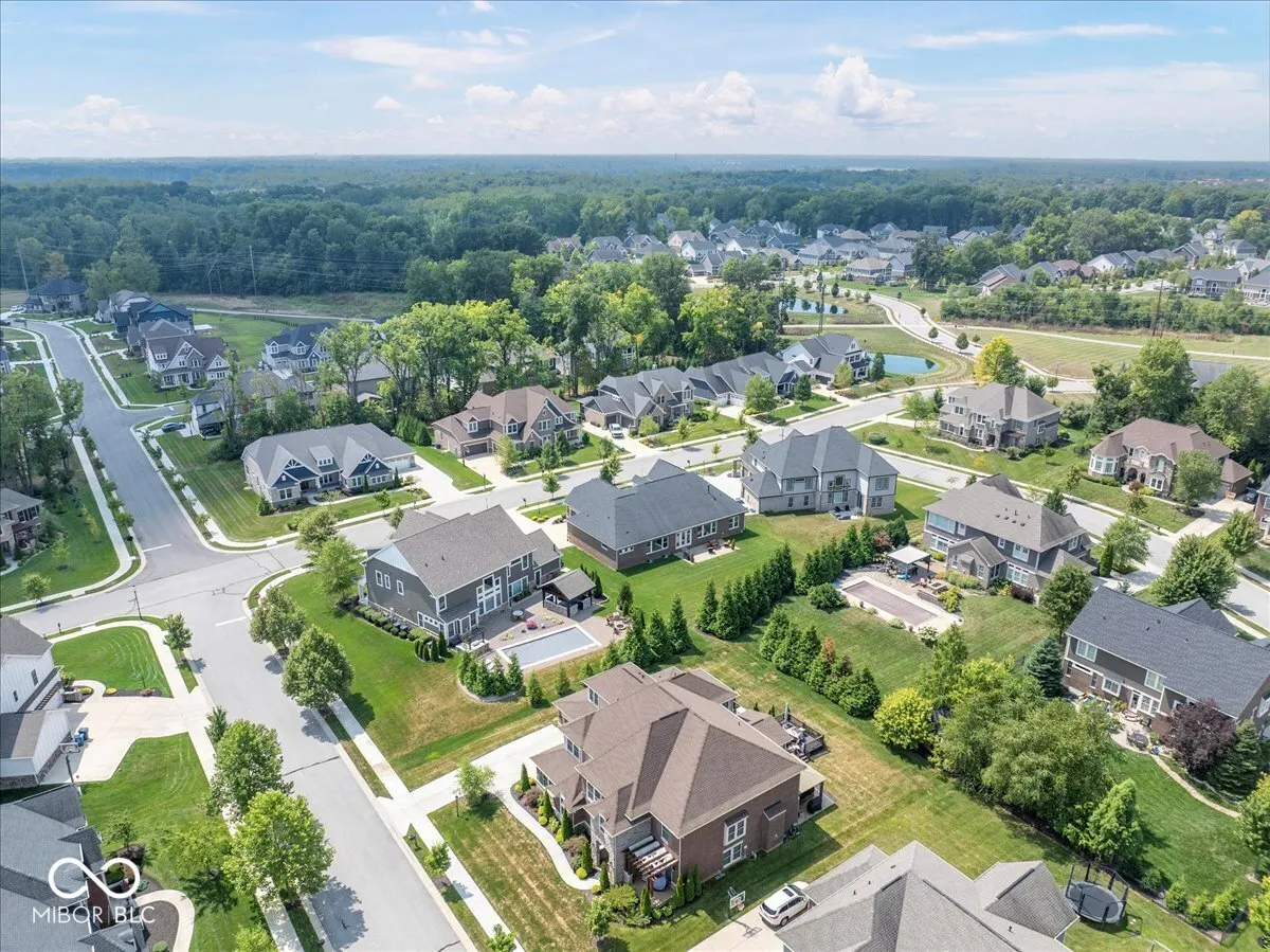 Fishers, Indiana 46037, United States, 3 Bedrooms Bedrooms, ,3 BathroomsBathrooms,Residential,Pending,196940