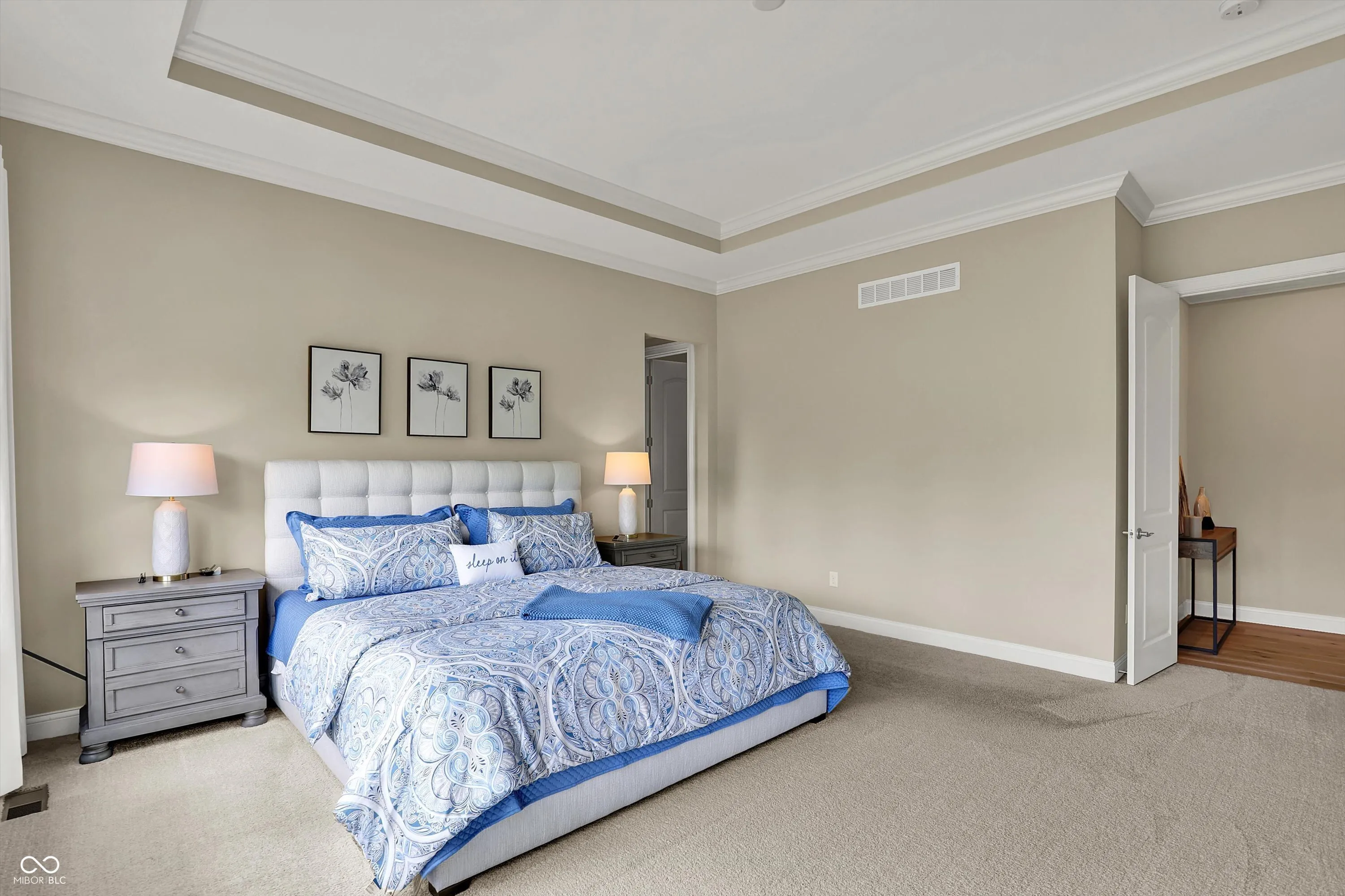 Fishers, Indiana 46037, United States, 3 Bedrooms Bedrooms, ,3 BathroomsBathrooms,Residential,Pending,196940