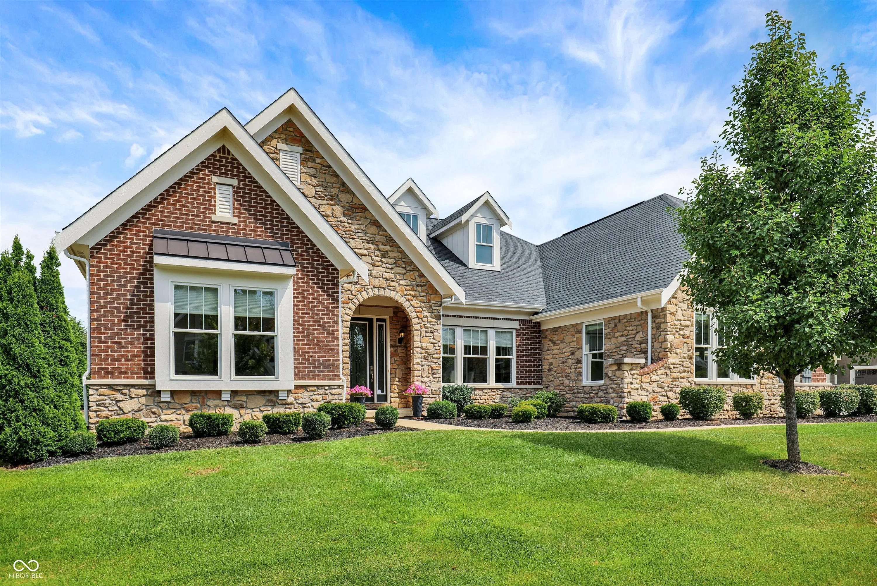 Fishers, Indiana 46037, United States, 3 Bedrooms Bedrooms, ,3 BathroomsBathrooms,Residential,Pending,196940