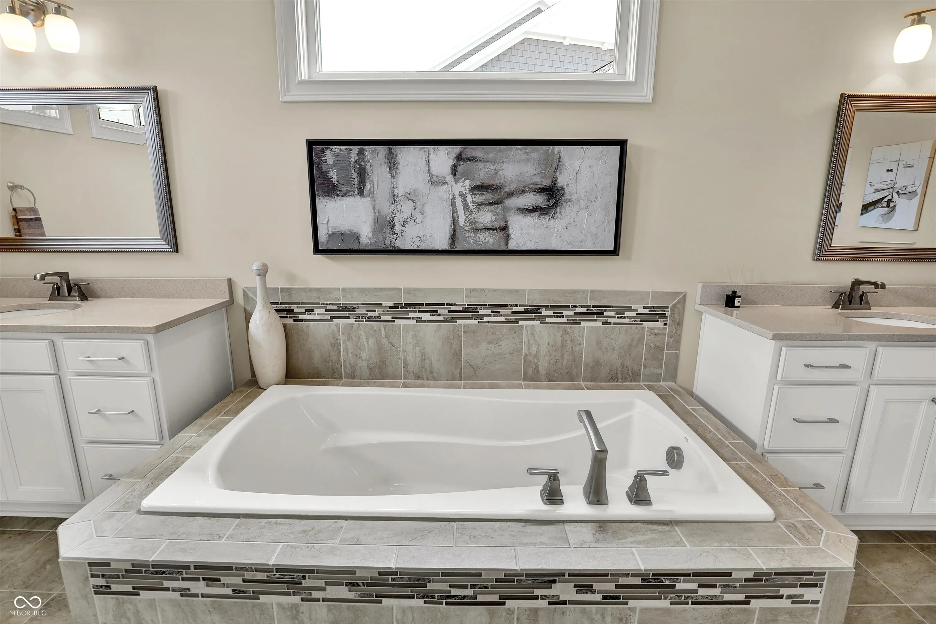 Fishers, Indiana 46037, United States, 3 Bedrooms Bedrooms, ,3 BathroomsBathrooms,Residential,Pending,196940