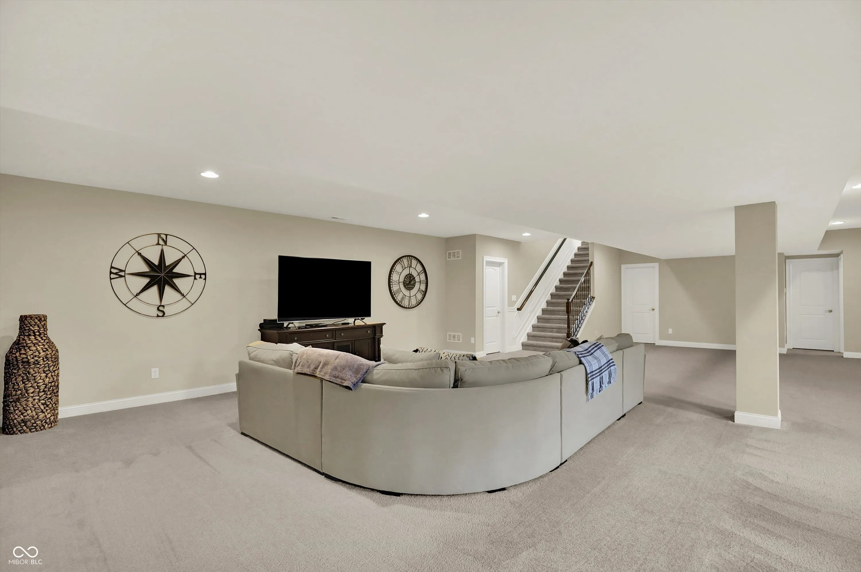 Fishers, Indiana 46037, United States, 3 Bedrooms Bedrooms, ,3 BathroomsBathrooms,Residential,Pending,196940