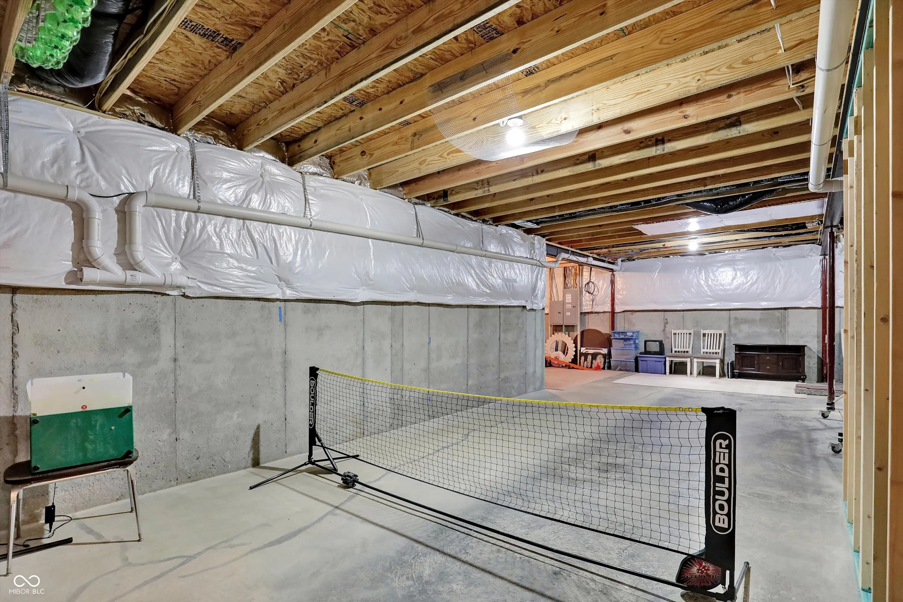 Fishers, Indiana 46037, United States, 3 Bedrooms Bedrooms, ,3 BathroomsBathrooms,Residential,Pending,196940