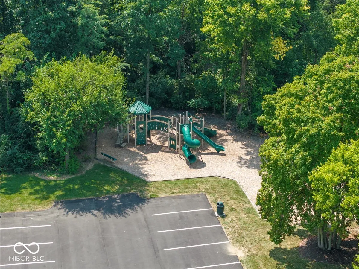 Fishers, Indiana 46037, United States, 3 Bedrooms Bedrooms, ,3 BathroomsBathrooms,Residential,Pending,196940