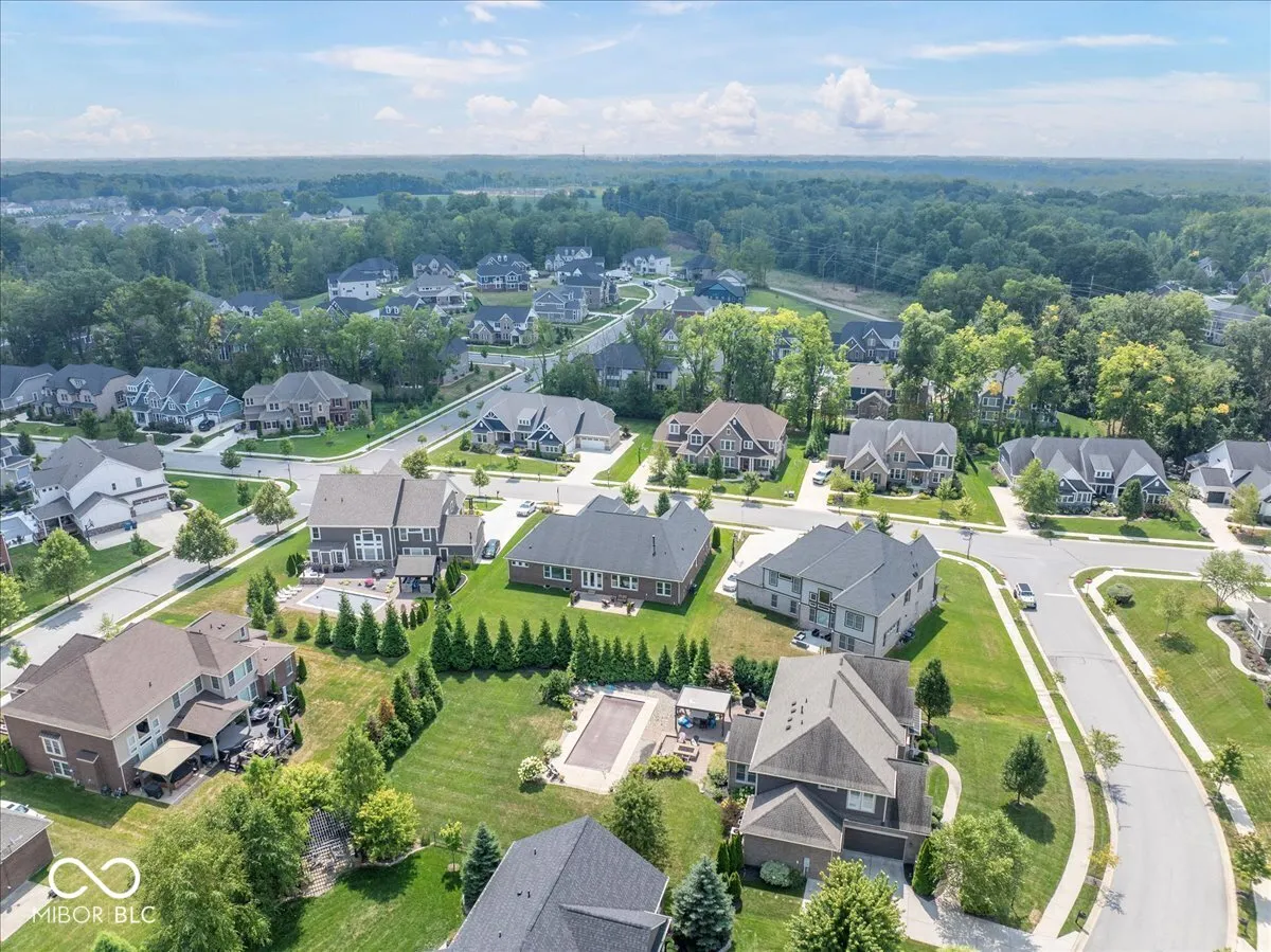 Fishers, Indiana 46037, United States, 3 Bedrooms Bedrooms, ,3 BathroomsBathrooms,Residential,Pending,196940