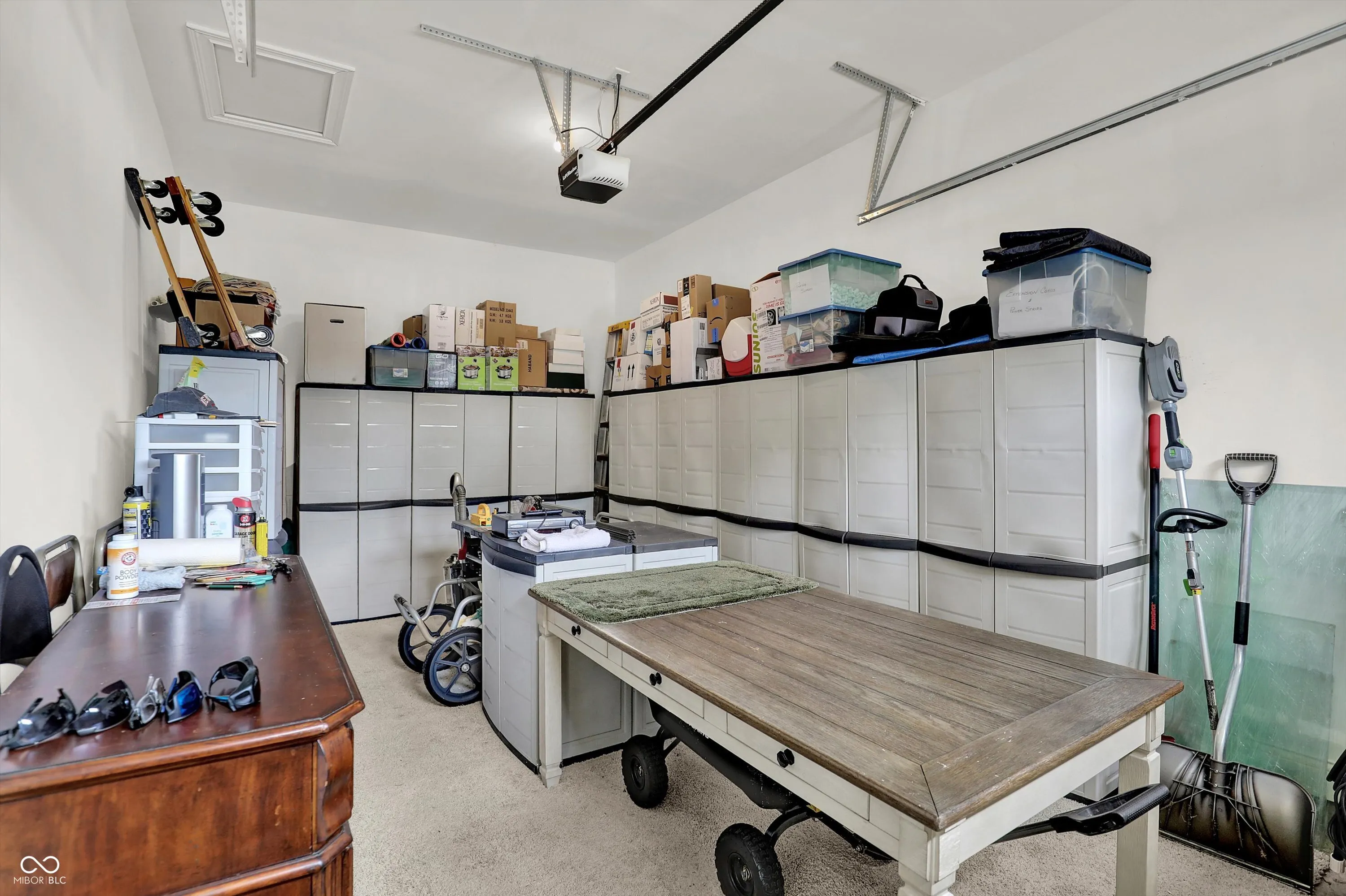 Fishers, Indiana 46037, United States, 3 Bedrooms Bedrooms, ,3 BathroomsBathrooms,Residential,Pending,196940