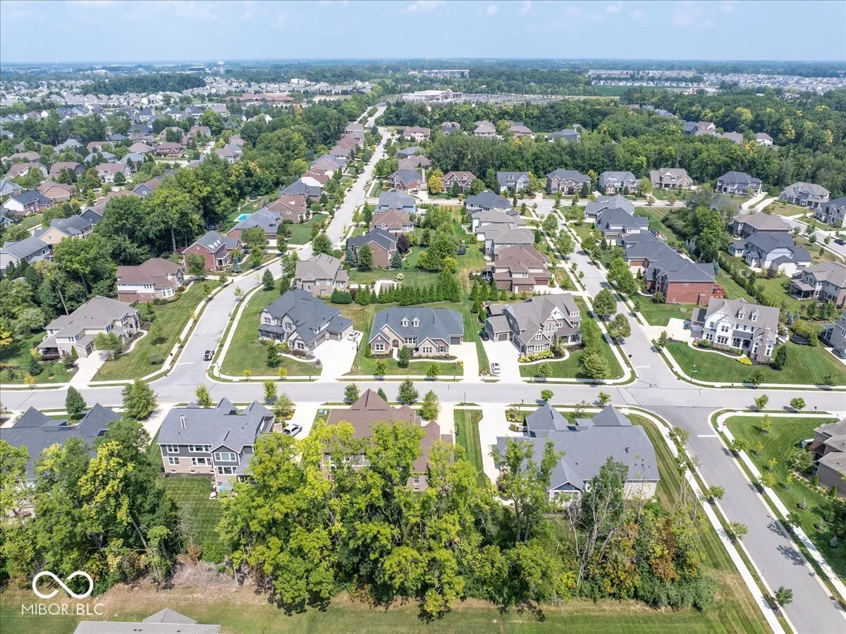 Fishers, Indiana 46037, United States, 3 Bedrooms Bedrooms, ,3 BathroomsBathrooms,Residential,Pending,196940