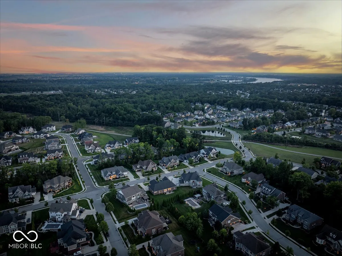 Fishers, Indiana 46037, United States, 3 Bedrooms Bedrooms, ,3 BathroomsBathrooms,Residential,Pending,196940