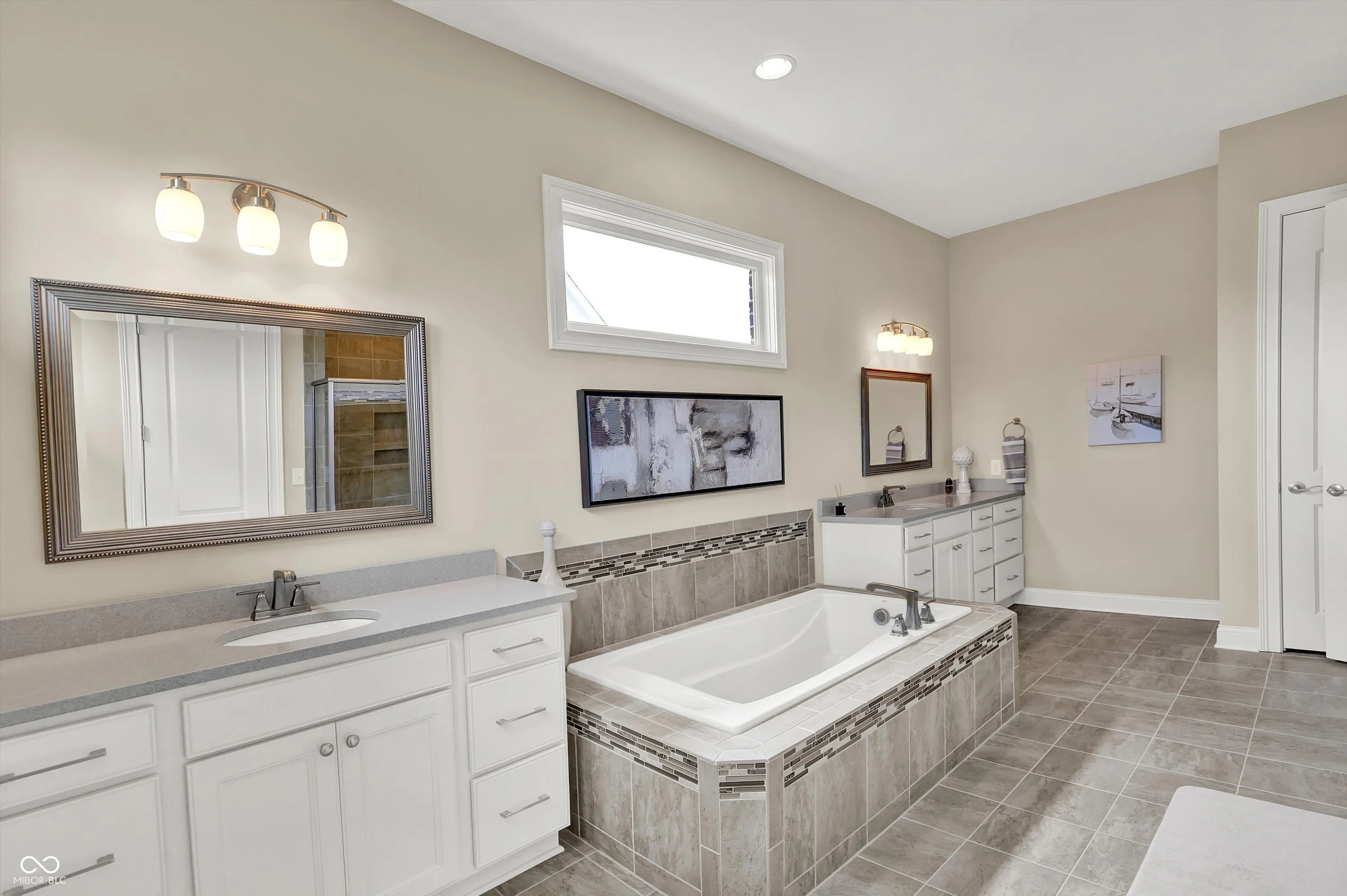 Fishers, Indiana 46037, United States, 3 Bedrooms Bedrooms, ,3 BathroomsBathrooms,Residential,Pending,196940