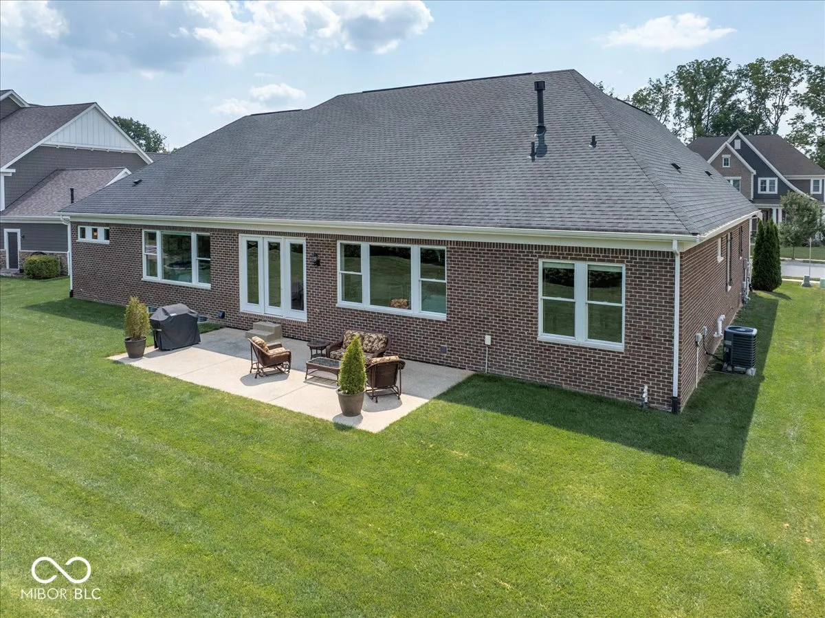 Fishers, Indiana 46037, United States, 3 Bedrooms Bedrooms, ,3 BathroomsBathrooms,Residential,Pending,196940