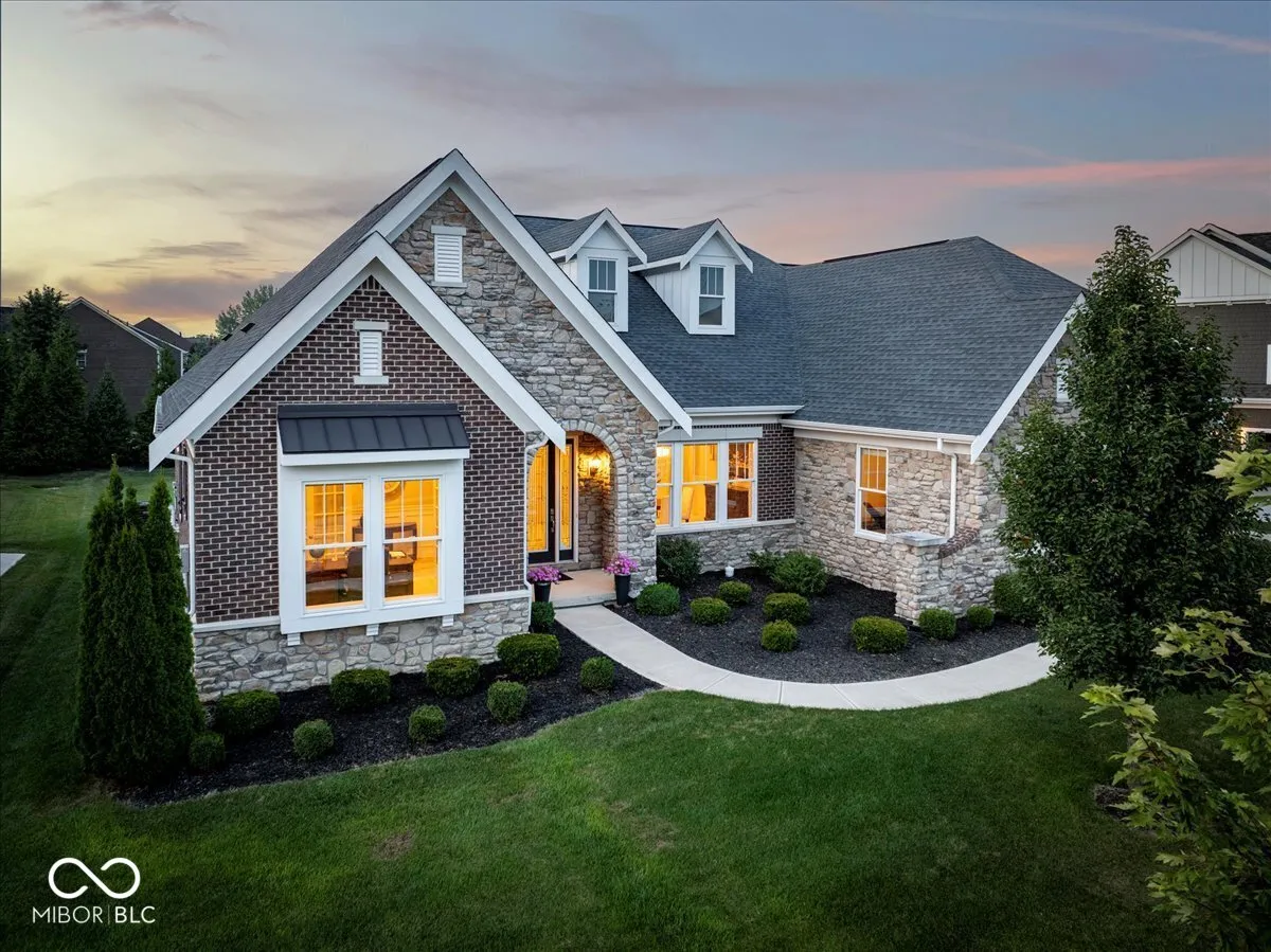 Fishers, Indiana 46037, United States, 3 Bedrooms Bedrooms, ,3 BathroomsBathrooms,Residential,Pending,196940