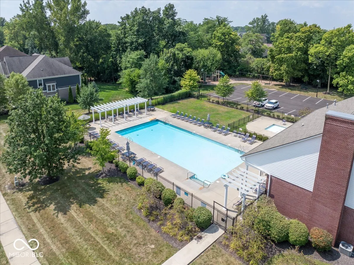 Fishers, Indiana 46037, United States, 3 Bedrooms Bedrooms, ,3 BathroomsBathrooms,Residential,Pending,196940