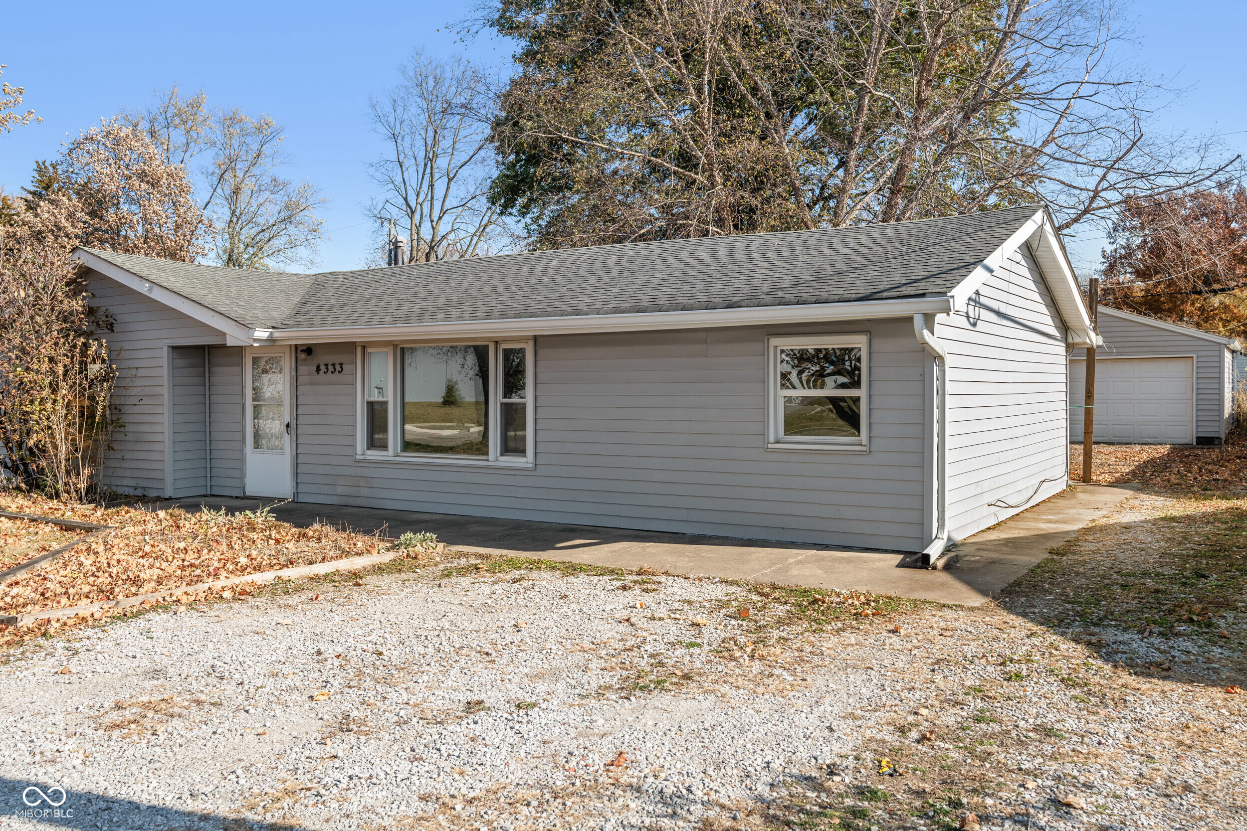 4333 N County Road 1000 E