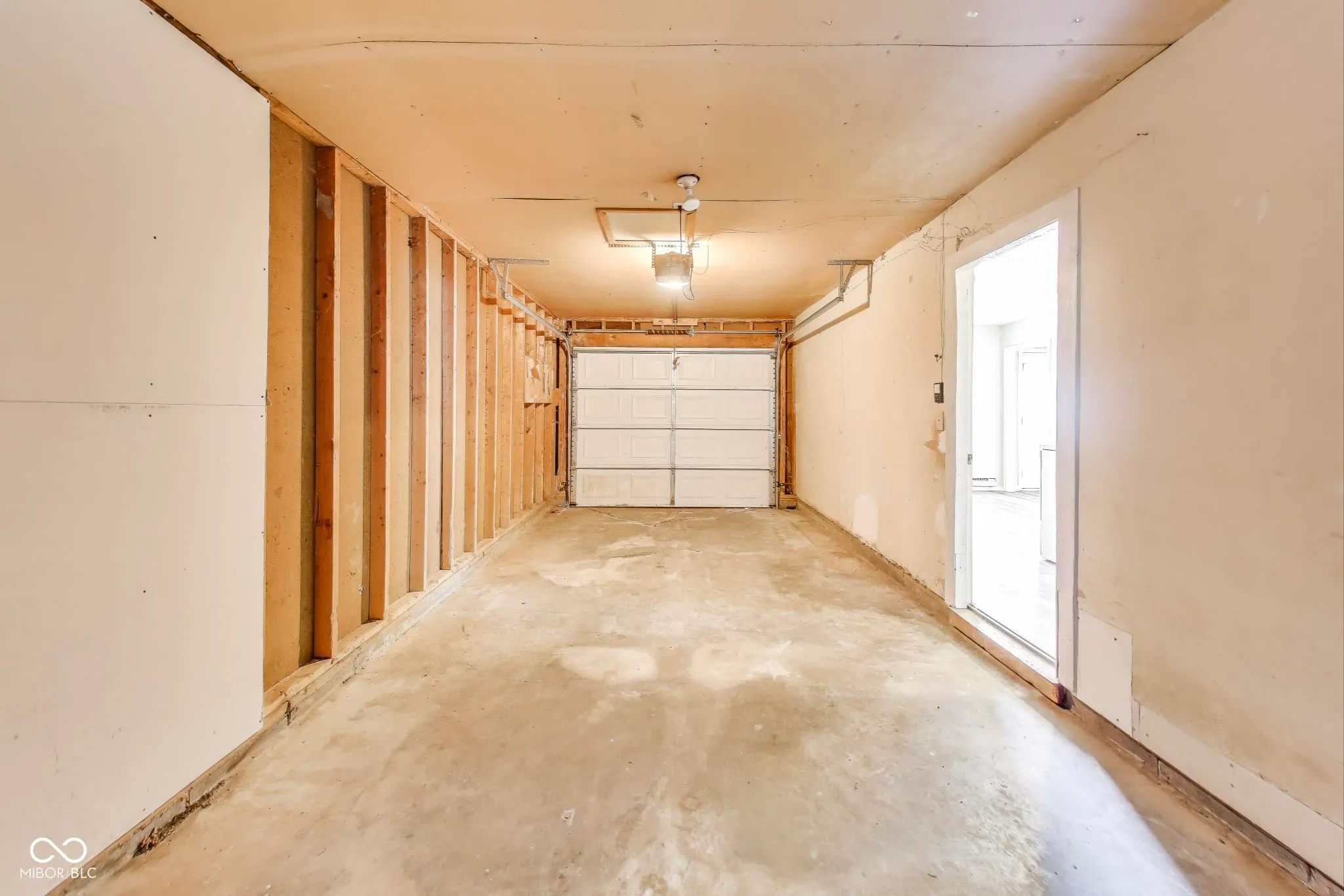 Indianapolis, Indiana 46235, United States, 3 Bedrooms Bedrooms, ,1 BathroomBathrooms,Residential,Active,96951