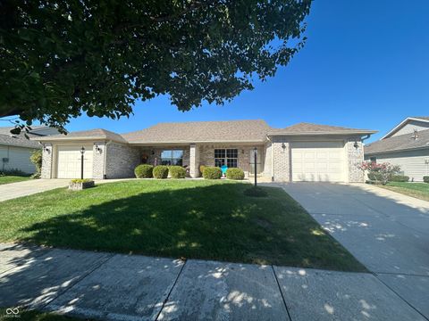 2001 Flamingo Way Franklin IN 46131