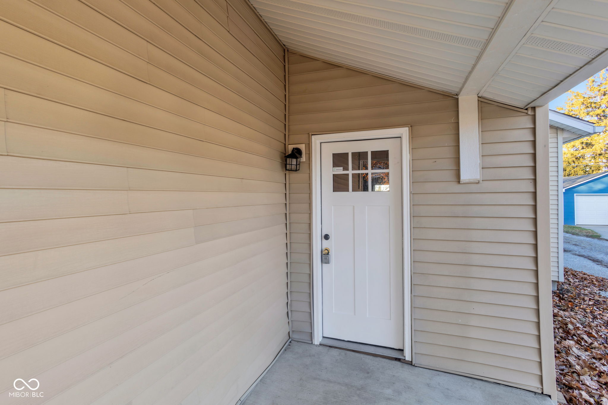 516 W Chicago Street