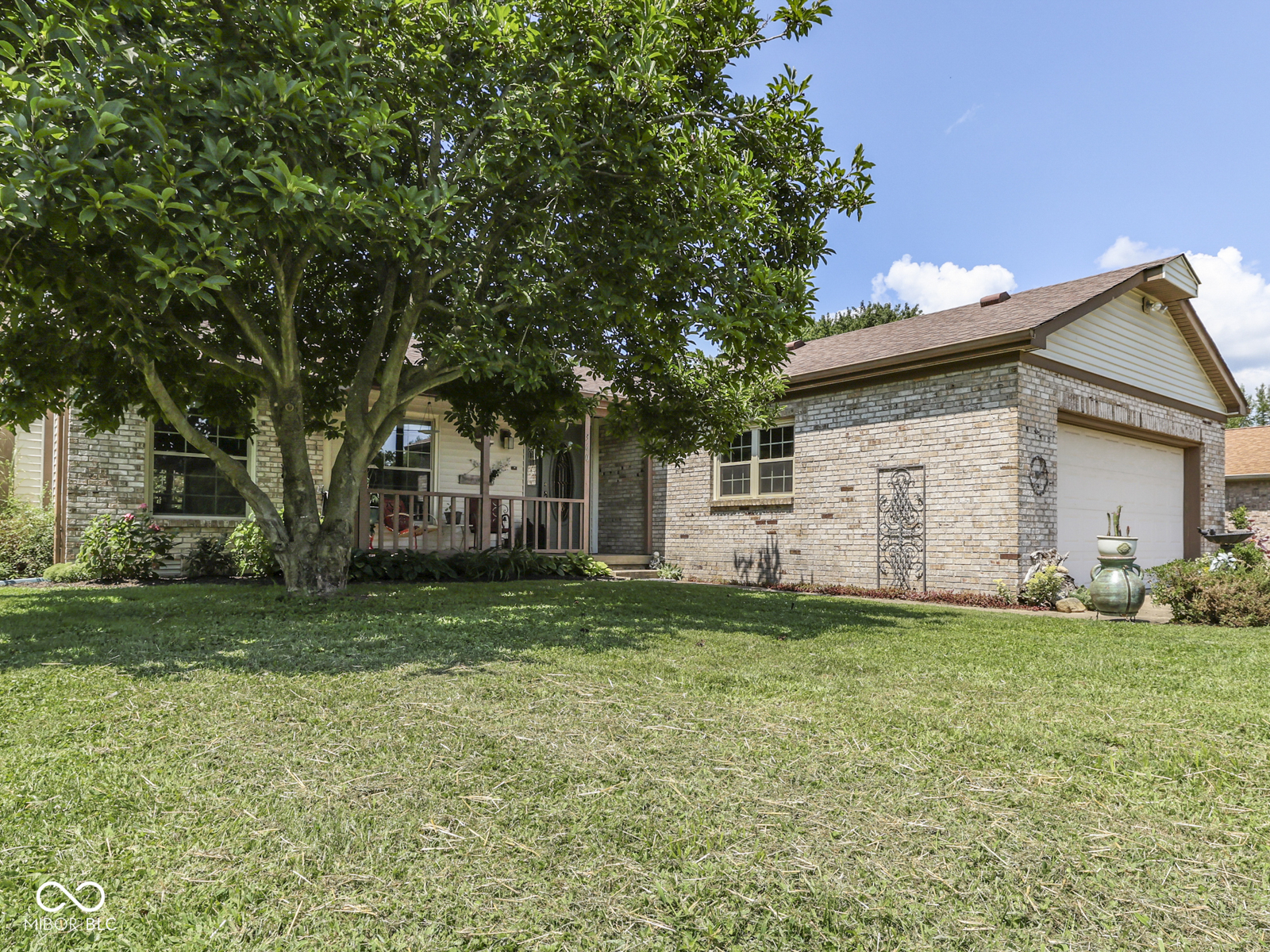 360 E County Line Road