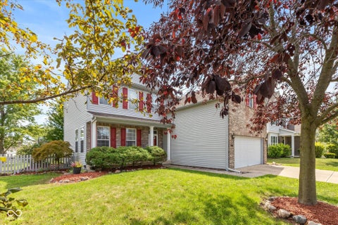 Photo of 2637 Night Hawk Road, Greenwood, IN 46143 (MLS # 22124250)