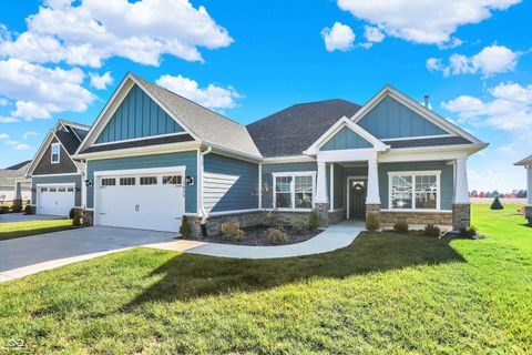 Photo of 1629 Tupelo Drive, Greenfield, IN 46140 (MLS # 22071314)