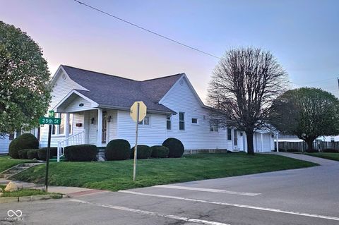 Photo of 2428 Main Street, Elwood, IN 46036 (MLS # 22107669)
