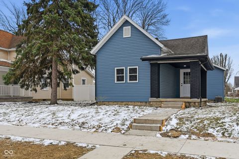 Photo of 404 E Thompson Street, Winchester, IN 47394 (MLS # 22090243)