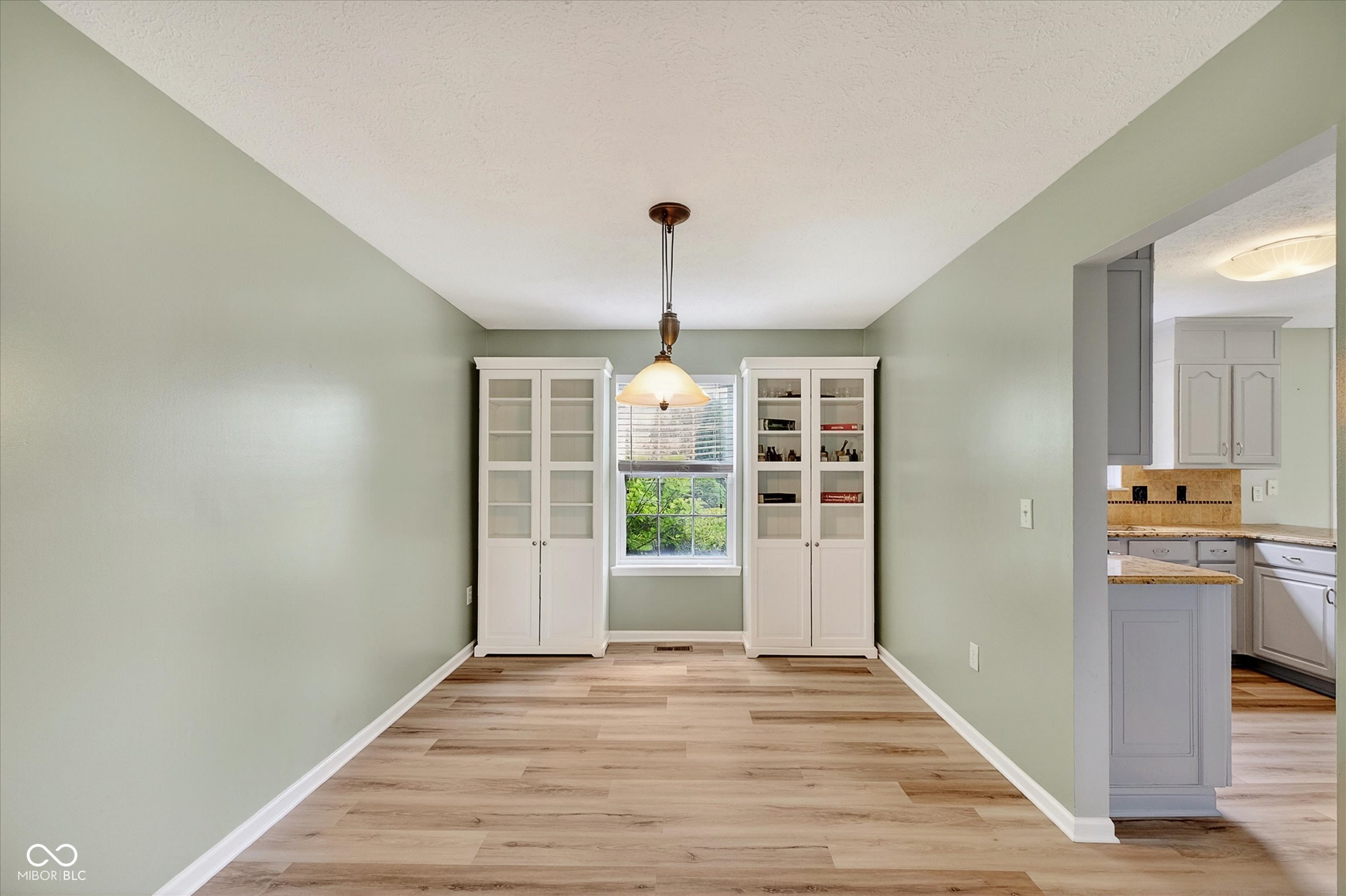 8365 Glen Highlands Drive