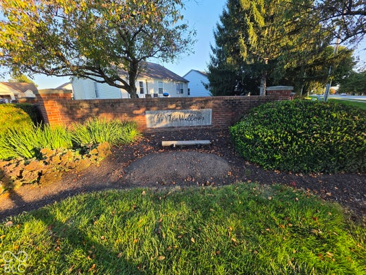 5001 FALCON GROVE DR, INDIANAPOLIS, IN 46254 - Image 21113f4b722948a7deced2e4ff04e36b/3008480833
