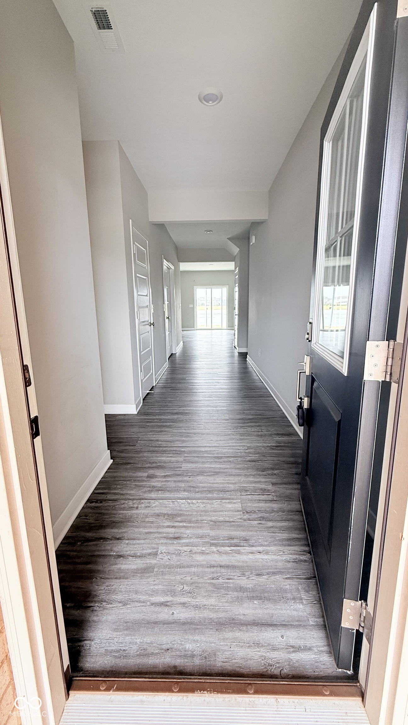 2431 S Carlota Drive