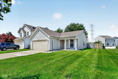 Photo of 5110 Grand Tetons Drive, Indianapolis, IN 46237 (MLS # 22103566)