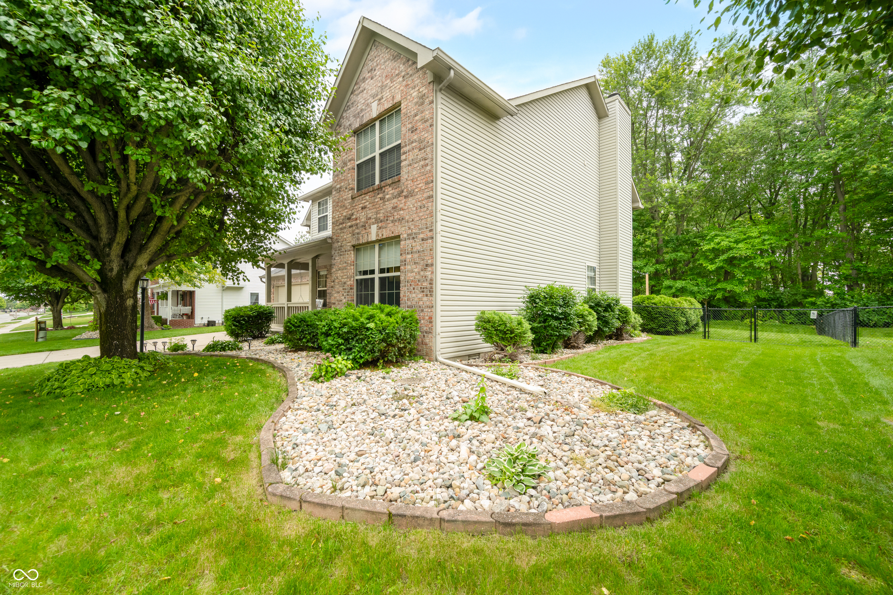 7833 Meadow Bend Drive