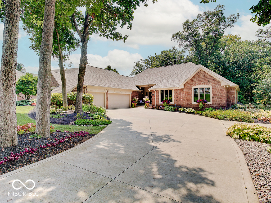 8613 Seaward Lane