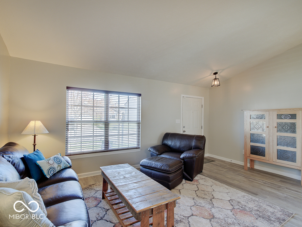 12723 Pinetop Way