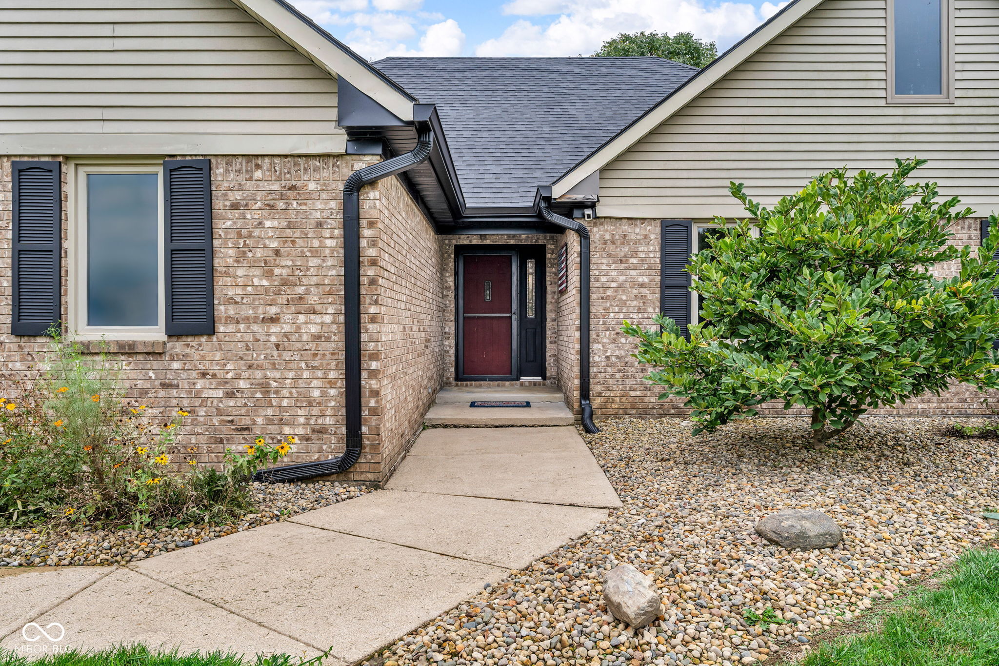 10577 E County Road 600 N