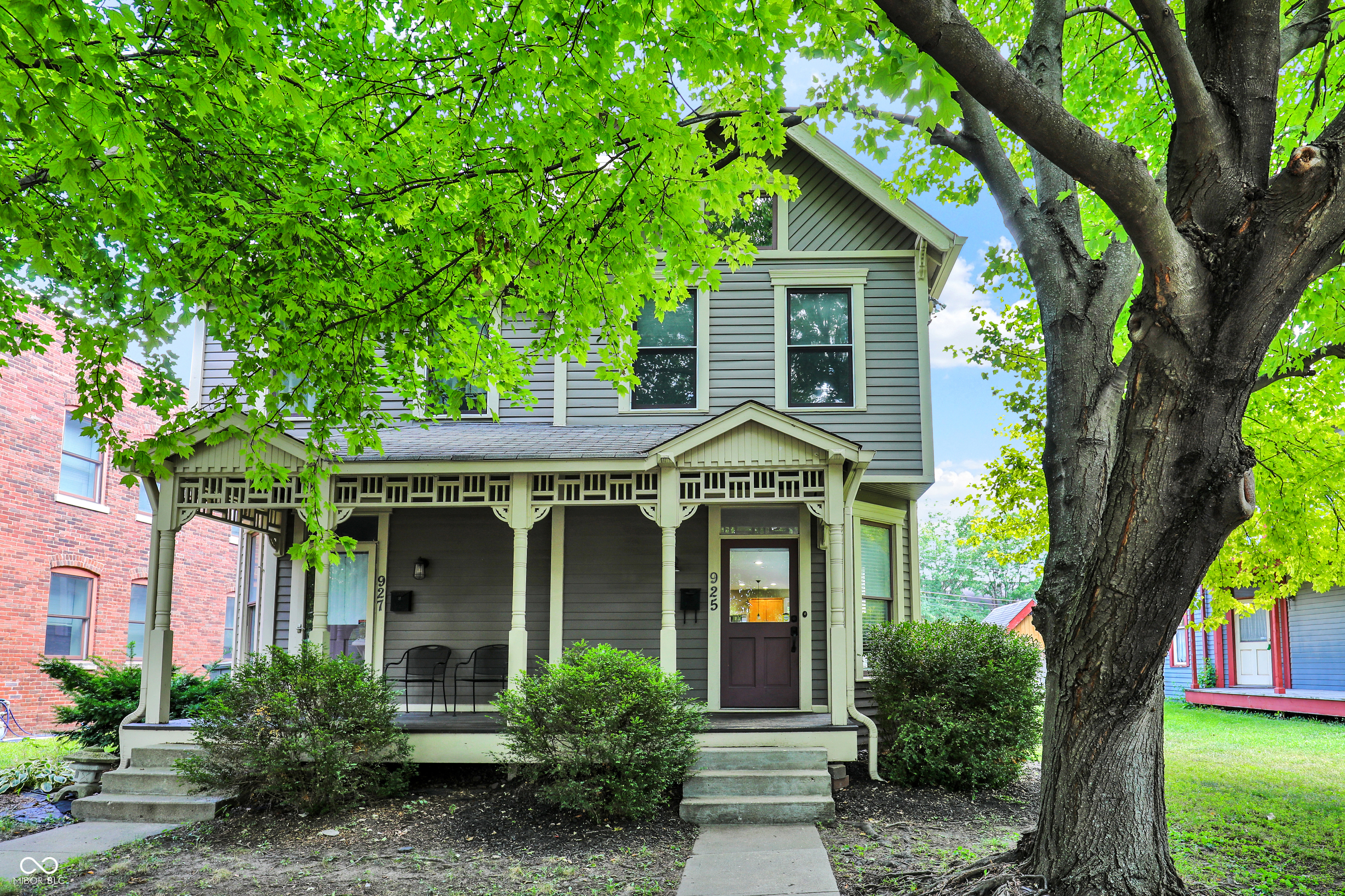 925 Fayette Street