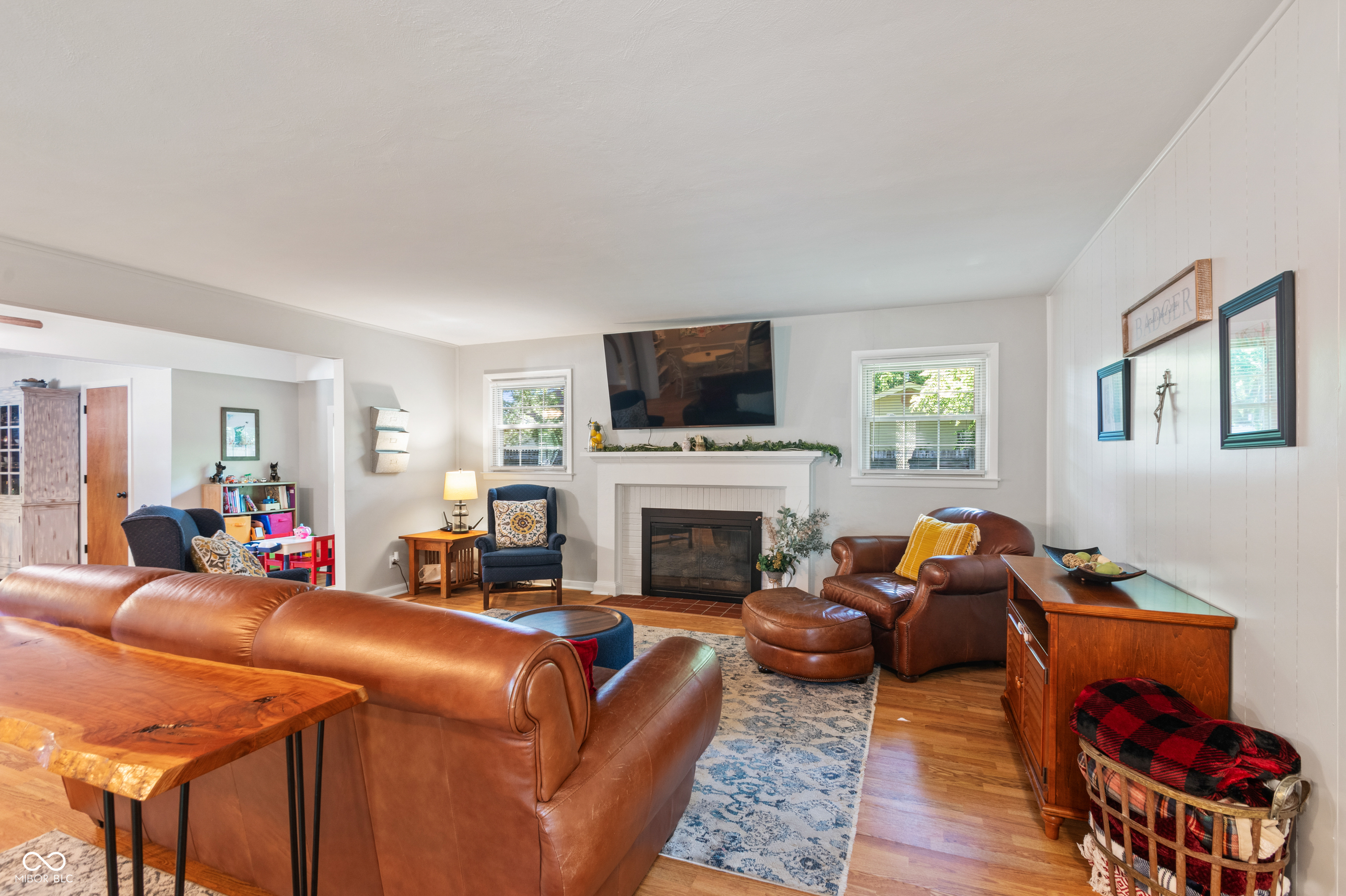 5769 Henderson Drive