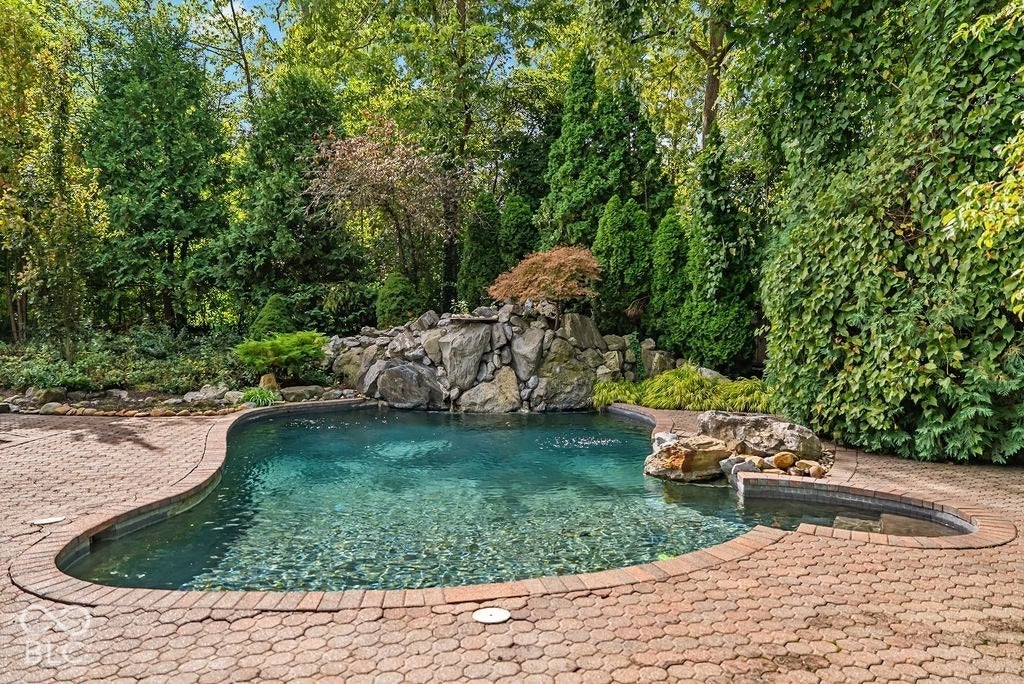 11467 Woods Bay Lane