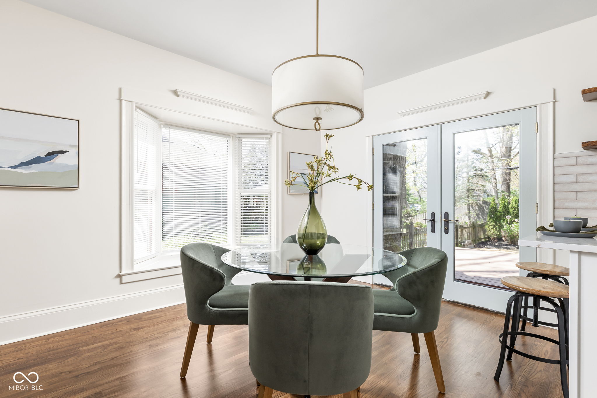 4062 Rookwood Avenue