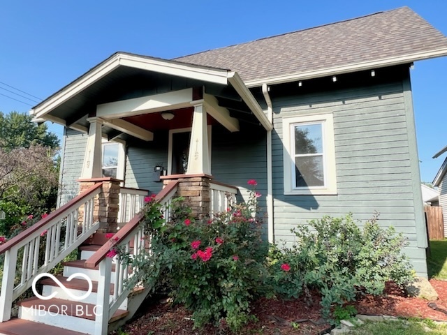 View Columbus, IN 47201 house