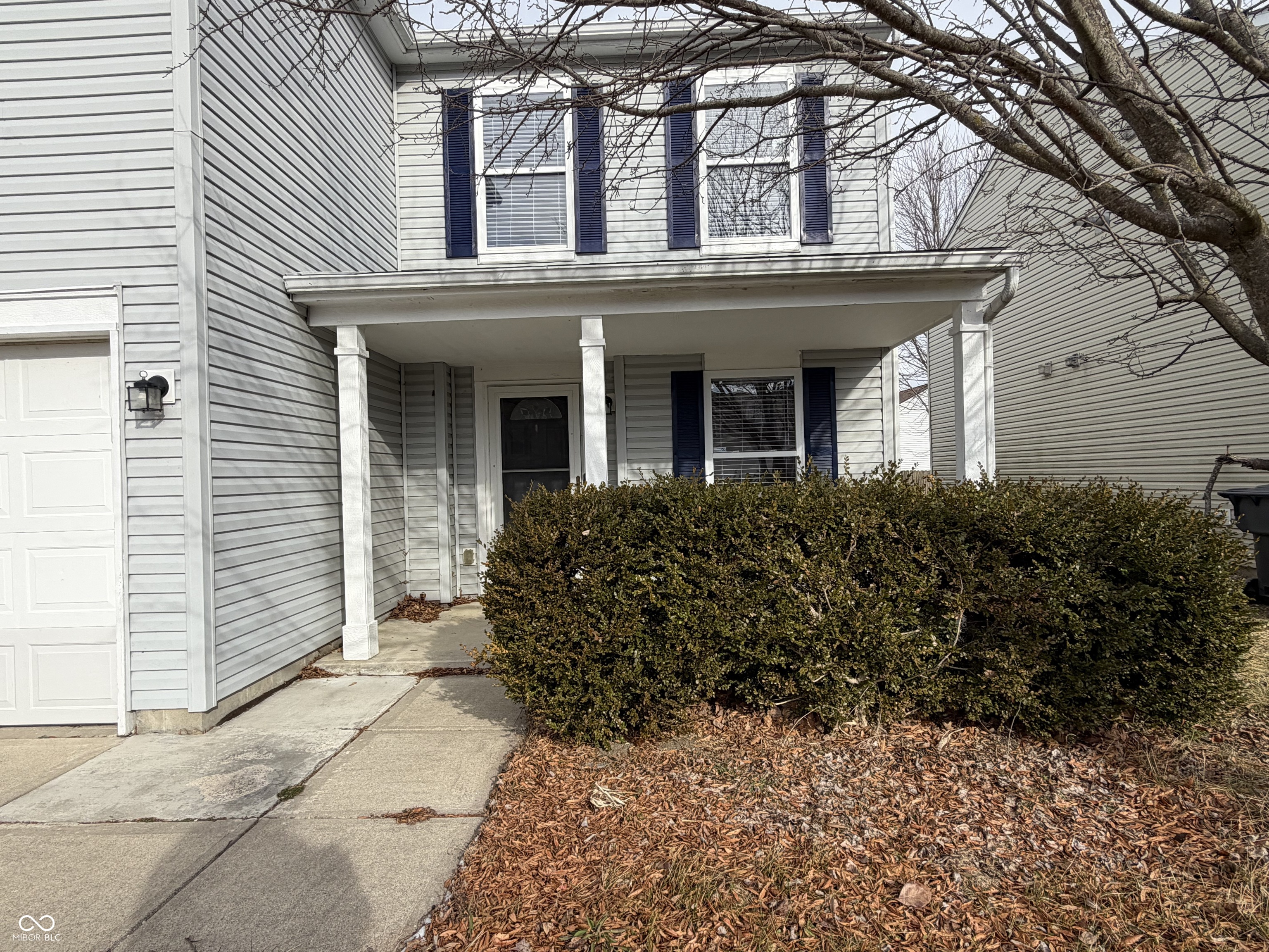 9218 W Swimming Hole Lane