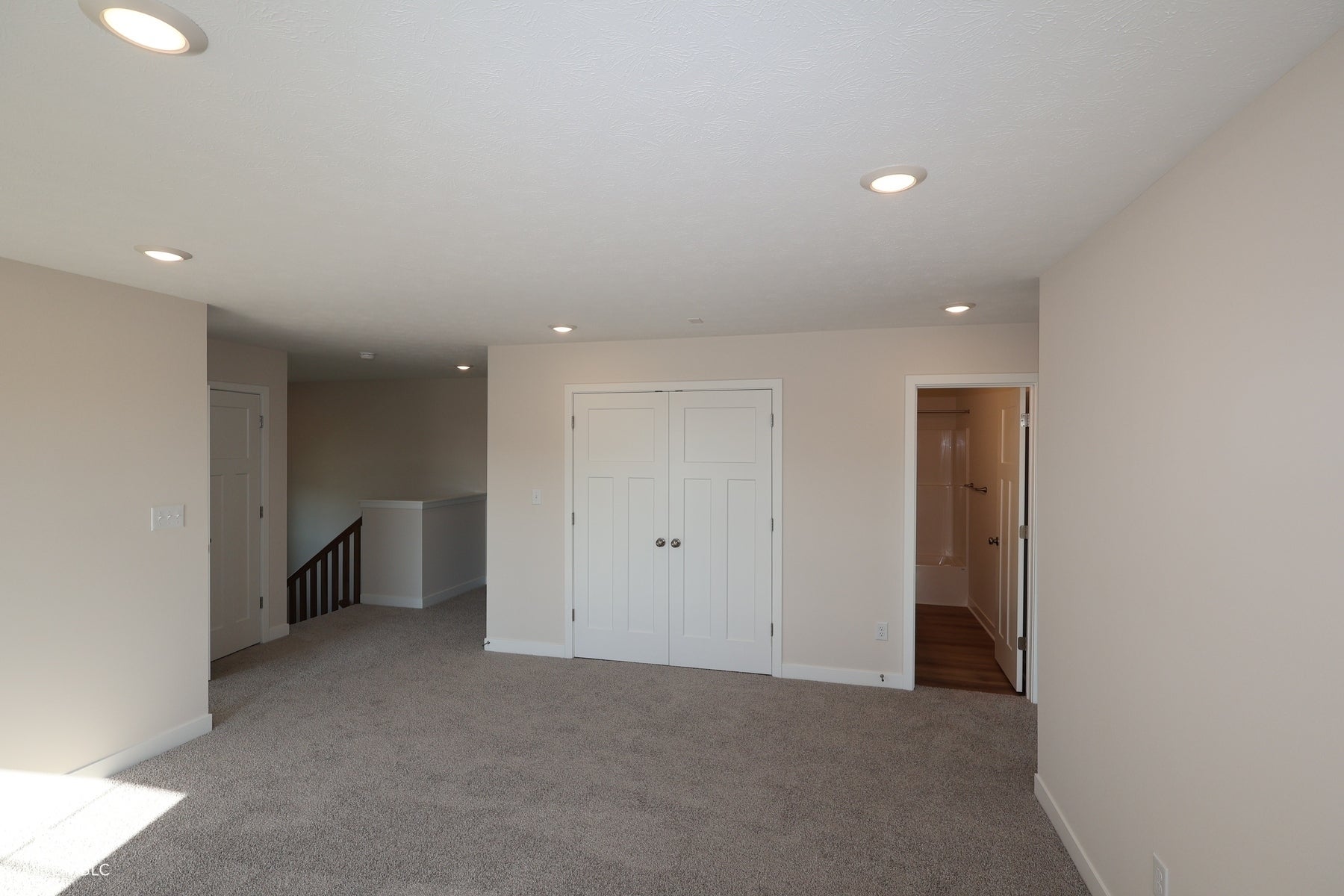 9893 Slater Drive