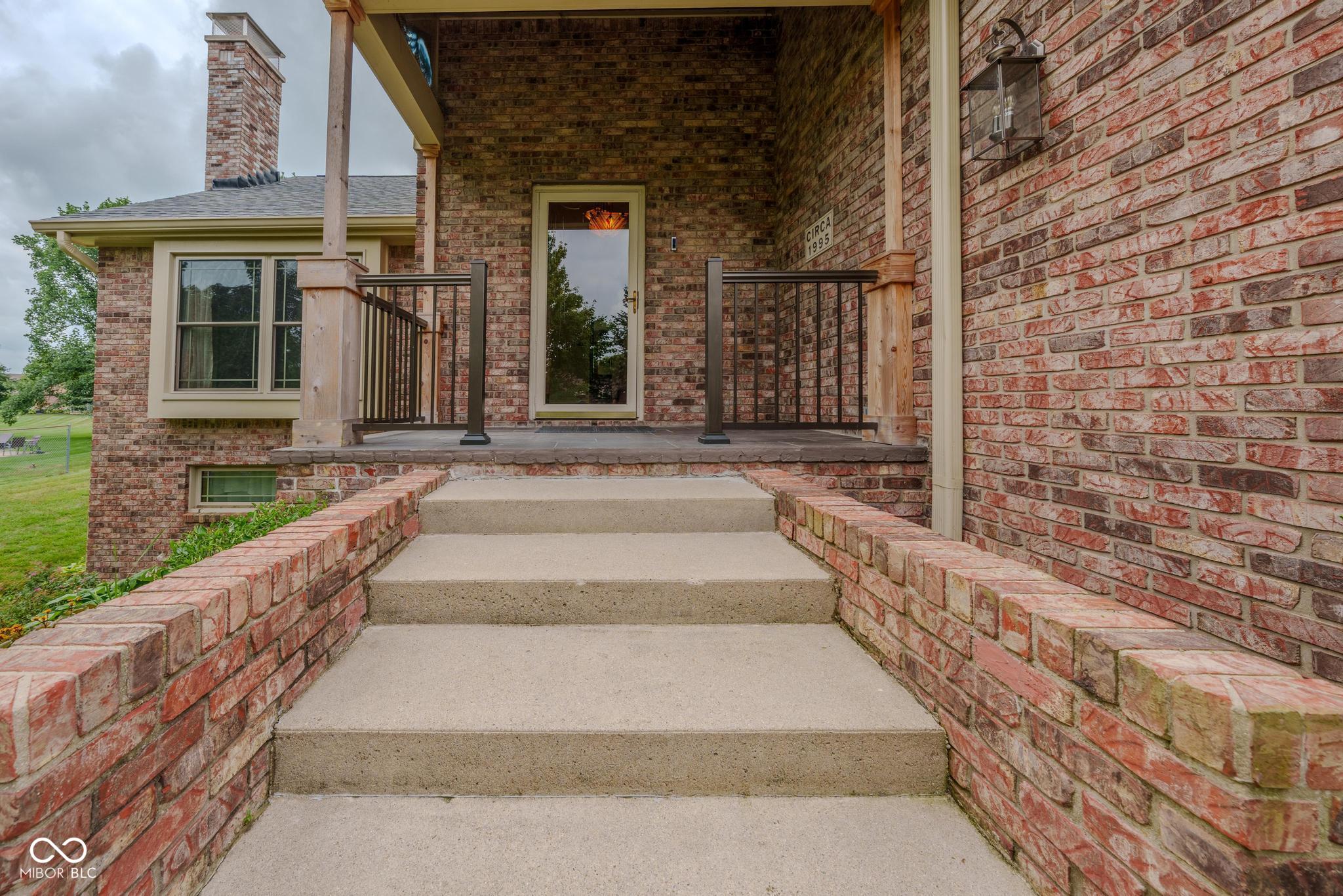 1839 Raccoon Way